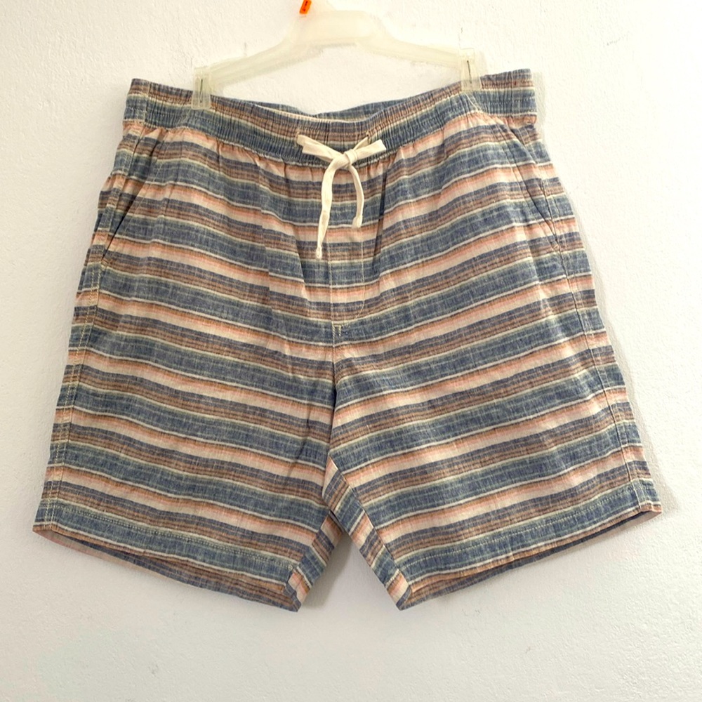 Old Navy short pants size L